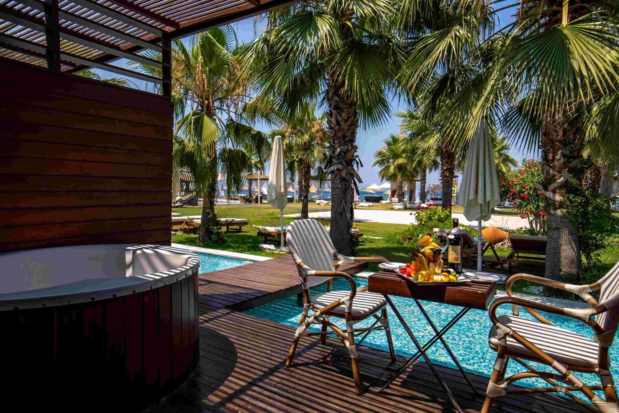 Risus Beach Resort Hotel Kusadası Exterior foto